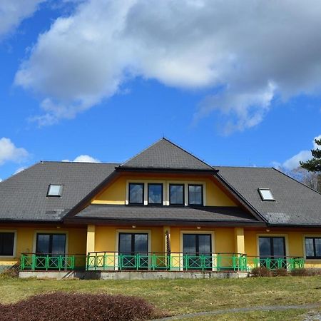 Camping V Raji - Palda Rovensko pod Troskami Extérieur photo
