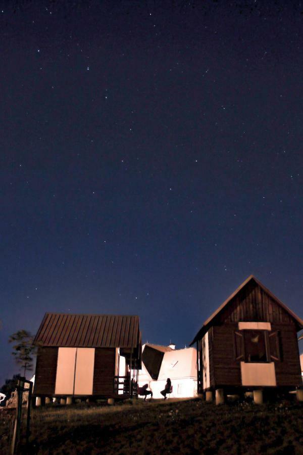 Camping V Raji - Palda Rovensko pod Troskami Extérieur photo