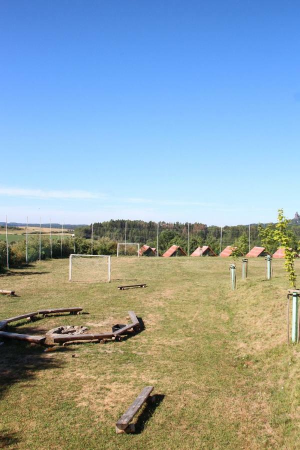Camping V Raji - Palda Rovensko pod Troskami Extérieur photo