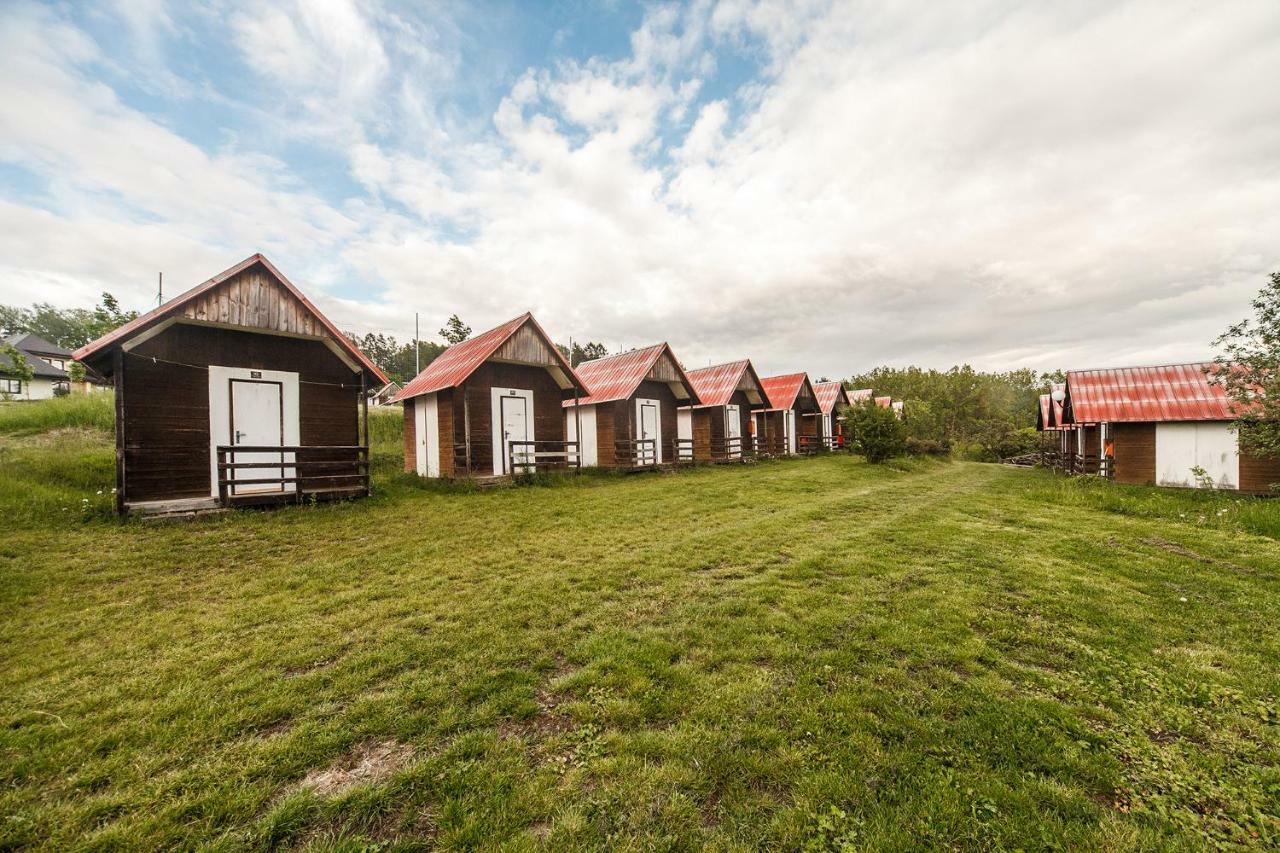Camping V Raji - Palda Rovensko pod Troskami Extérieur photo